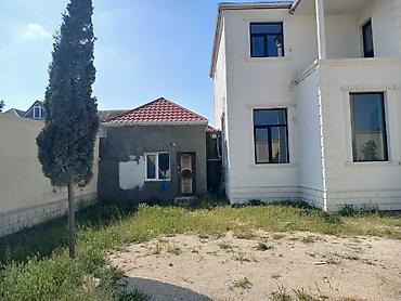Həyət evləri və villaların satışı: Satılır: həyət evi/villa - İki mərtəbəli, sütunlu fasadlı geniş həyət — 5