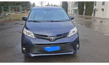 Toyota: Toyota Sienna: 2018 г., 3.5 л, Автомат, Бензин, Универсал