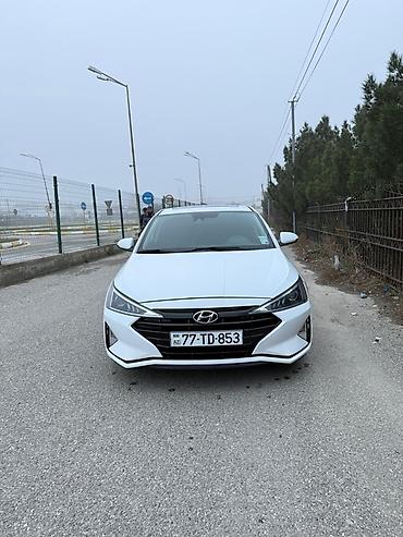 Hyundai: Hyundai Elantra: 2 l | 2019 il Sedan — 2