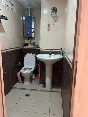 Uzunmüddətli kirayə mənzillər: Xətai rayonu,Köhnə günəşli qəsəbəsi,265 nömrəli məktəbin yanında,9 — 8