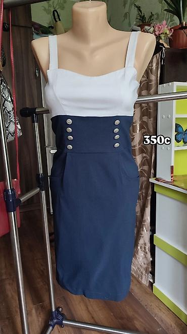 Повседневные платья: Размер S(42-44) всех платьев. Зелёное платье 200с 44-46размер.Все по — 3