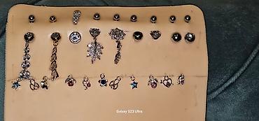 Pirsinq: Persink 
göbək sırğası — 2