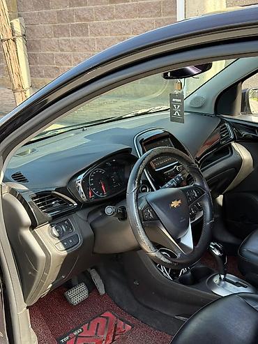 Chevrolet: Chevrolet Spark: 2016 г., 1 л, Вариатор, Бензин, Хэтчбэк at lalafo.kg — 19 Chevrolet: Chevrolet Spark: 2016 г., 1 л, Вариатор, Бензин, Хэтчбэк — 19