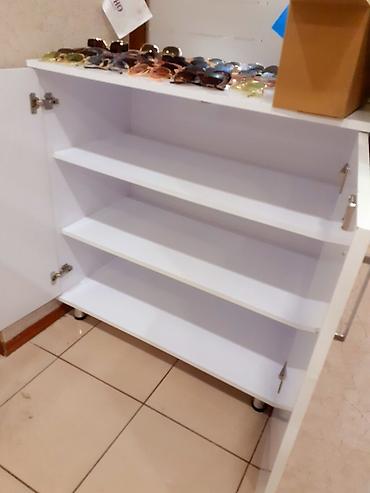 islenmis skaflar: Materiali keyfiyyetli taxtadan hazirlanib. Iri həcimlidir — 2