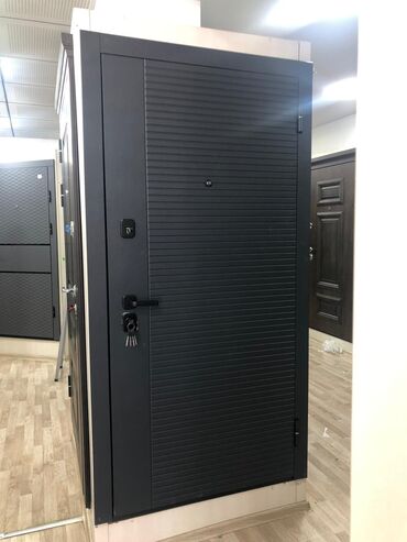 Giriş qapıları: Blok üçün Yeni Giriş qapısı Çərçivə ilə, Ödənişli çatdırılma — 7