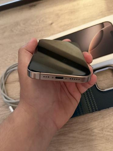 Apple iPhone: IPhone 16 Pro, 128 GB — 8