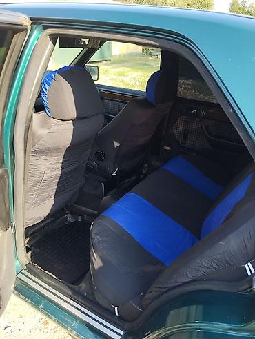 Mercedes-Benz: Mercedes-Benz E-Class: 1990 г., 3 л, Ручные, Бензин, Седан — 8