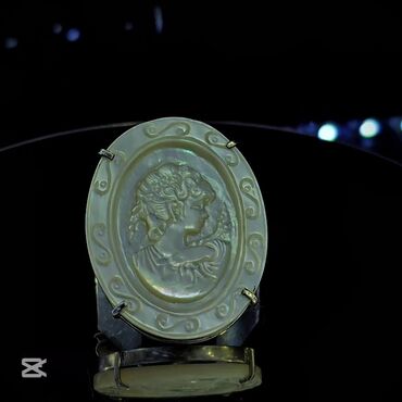 няни и домработницы в баку: Кулон, Жемчуг