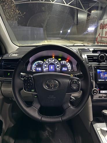 трактор мтз 50: Toyota Camry: 2013 г., 2.5 л, Автомат, Гибрид, Седан — 10