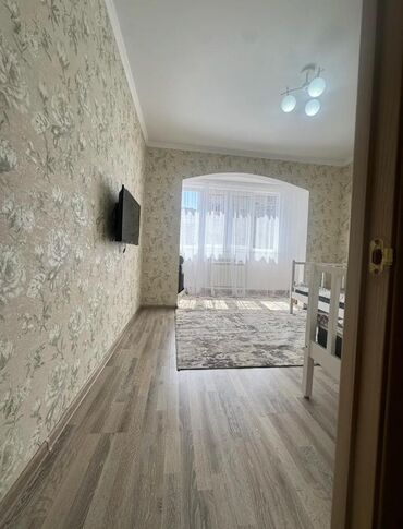 Продажа квартир: 2 комнаты, 68 м², 106 серия улучшенная, 3 этаж, Евроремонт — 4
