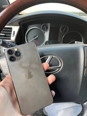 рабочий ноутбук: IPhone 11 Pro, Space Gray