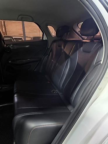 BYD: BYD E2: 2025 г., Автомат, Электромобиль, Хэтчбэк — 7