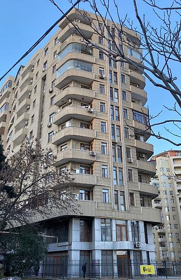 Квартиры: 28 May Metrosu Yaxınlığında! Bolmart-ın Binasında Geniş 3 Otaqlı — 1