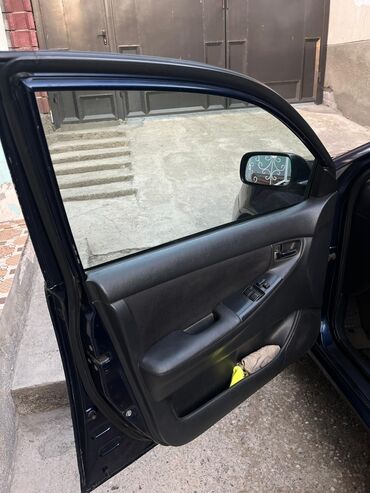 Toyota: Toyota Corolla: 2006 г., 1.6 л, Механика, Бензин, Седан at lalafo.kg — 11 Toyota: Toyota Corolla: 2006 г., 1.6 л, Механика, Бензин, Седан — 11