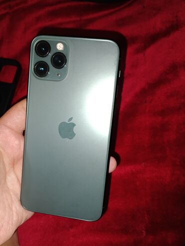 держатели телефон: IPhone 11 Pro, Колдонулган, 256 ГБ, Matte Midnight Green, Кабель, 70 %