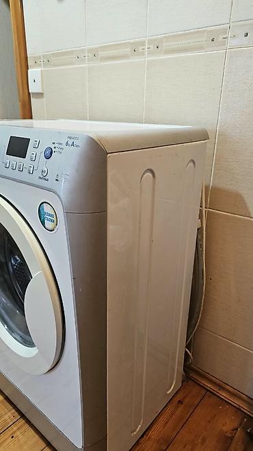 Elektronika: İndesit paltaryuyan. işləməsində heç bir problemi yoxdur. sol tərəfi — 2