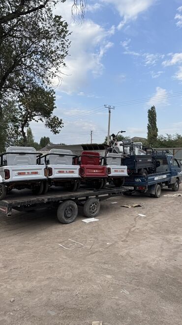 мини бульдозер: Легкий грузовик