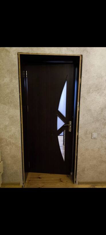 двери межкомнатные в баку: 3 edəd qapı otaq qapisi rengi venge .2-eded 205/84 1 eded 205/78 3