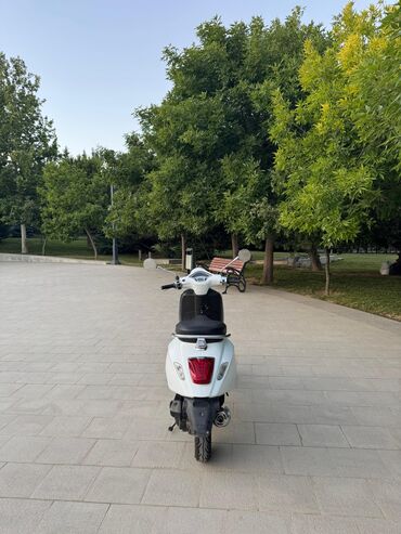 Mopedlər,skuterlər: 50 sm3, 2024 il — 2