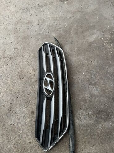 ниссан сефиро запчасти: Решетка радиатора Hyundai Оригинал