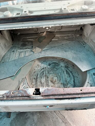 BMW: BMW 3 series: 1985 г., 3 л, Механика, Бензин, Купе — 4