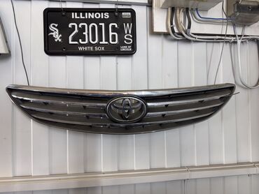 тойота сцион: Решетка радиатора Toyota 2003 г., Б/у, Оригинал