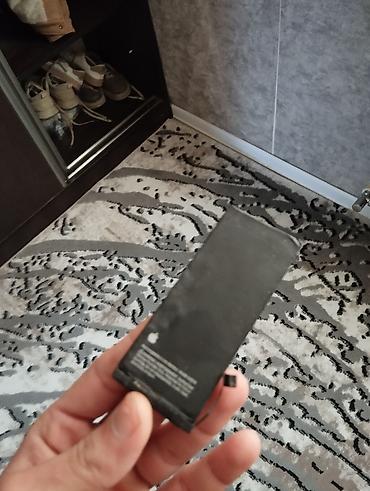 Apple iPhone: IPhone SE 2022, 128 GB, Qara, Qırıq — 3