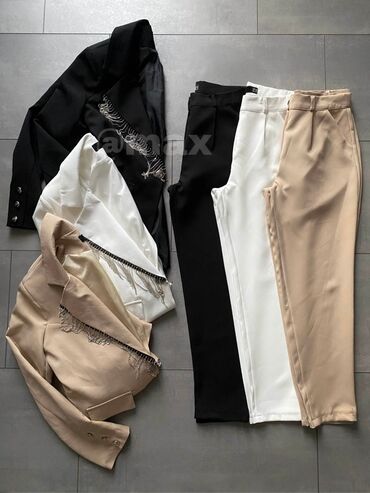 Kompleti: New,,Royal Dreamer’’Suitvelicine:36/38/40/42/44/46 Boje:Crna Bela — 4