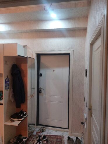 xacmaz kiraye evler 2023: İnşaatçılar metrosuna 2 dəqiqəlik məsafədə olan mənzilə 1 nəfər otaq