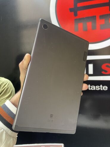 wifi paylayıcı: Lenovo planşeti, evdə və ya səyahətdə istifadə üçün əlverişli