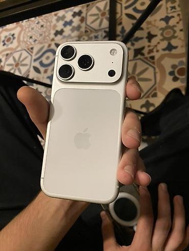 Elektronika: Ağ, Face ID — 2