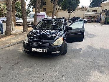 hyundai accent salon: Hyundai Accent: 1.4 l | 2006 il Sedan — 1