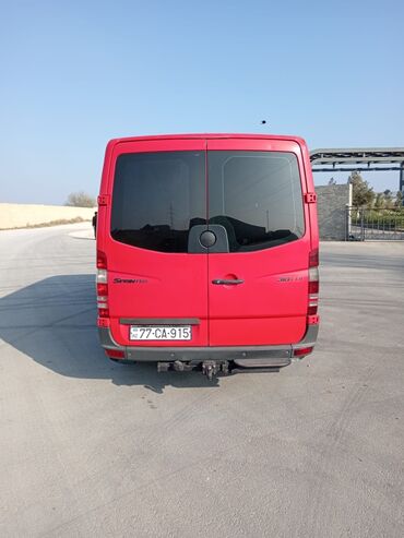 Mercedes-Benz: Mercedes-Benz Sprinter mikroavtobus - Korpus: qırmızı rəng, “Sprinter — 8