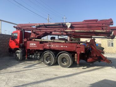 Təmir və tikinti: Mobil beton nasos avto-pompa 41 metrlik və betonqarışdıran mikserlər
