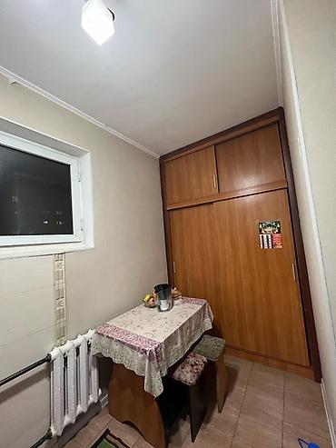 Продажа квартир: 4 комнаты, 81 м², 105 серия, 4 этаж, Косметический ремонт — 12