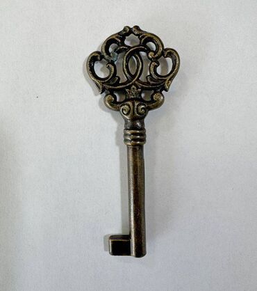 Другой декор и предметы интерьера: Ключ интерьерный для мебели, цена за 1 шт — 8