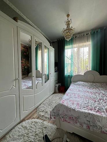 Продажа коттеджей и домов: 🏡 Продаются 3 дома + времянка на одном участке 📍 Нижняя Ала-Арча, ул — 3