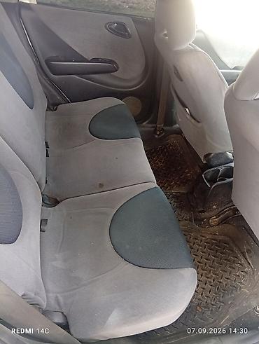 range over: Honda Fit: 2003 г., 1.3 л, Автомат, Бензин, Хэтчбэк — 8