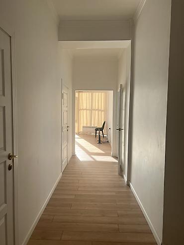 баят квартира сдаю: 3 комнаты, 100 м², ул. Масалиева-Навои, Элитка, 8 этаж, Евроремонт — 2
