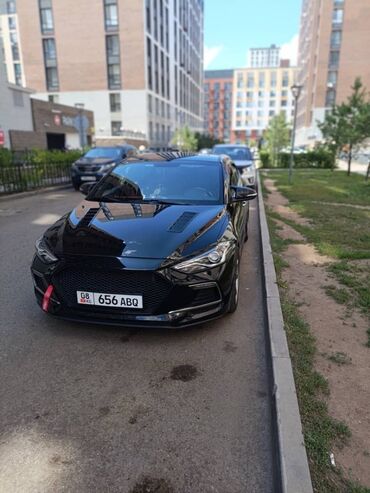 фары тойота ист: Черный автомобиль Hyundai Elantra GT с модифицированным экстерьером