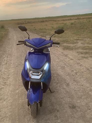 мото зонтик: Электроскутер AUCMA ECO BIKE, синий цвет. Особенности и оснащение: - — 1