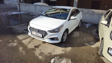 Hyundai: Hyundai Solaris: 2019 г., 1.6 л, Автомат, Бензин, Седан