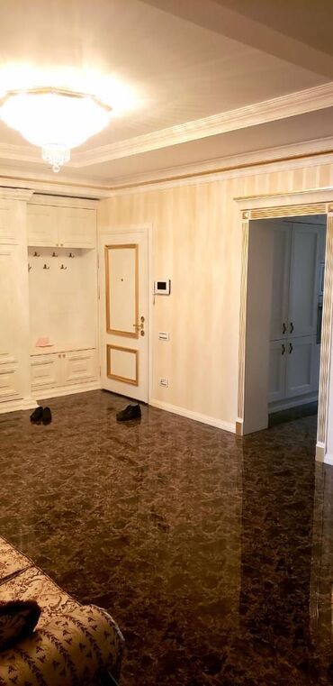 Yeni tikili: 3 otaqlı, Yeni tikili, 165 kv. m — 13