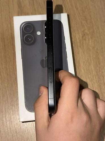 15 pro titanium: IPhone 16, 256 GB, Qara, Face ID — 7