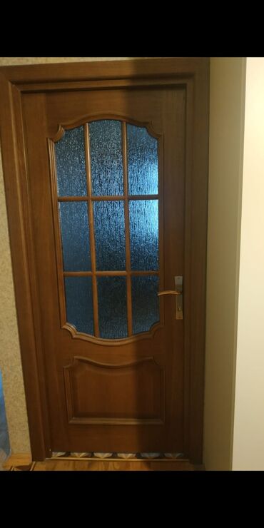 Фурнитура и комплектующие: *gülü1* Otaq Qapısı (6ədəd) *2ədəd şüşəsiz /4 ədəd şüşəli* *1_ədəd