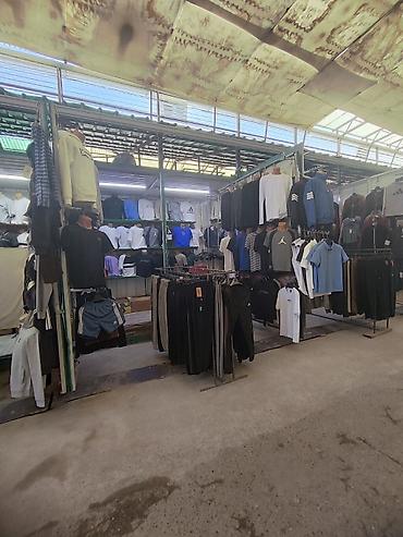куртки поло: Продается 2 контейнер рынок Булак центральный проход цена договорная — 1