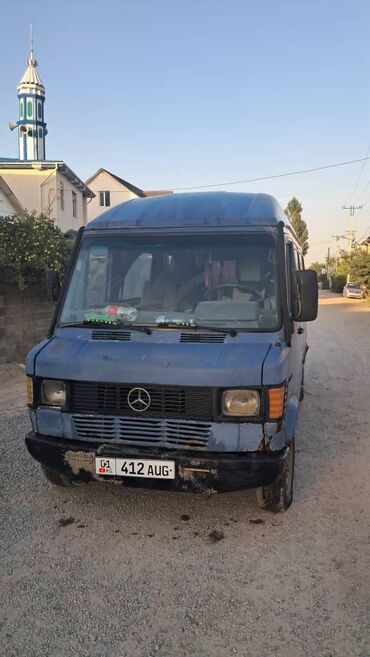мерседес минивэн 7 мест: Автобус, Mercedes-Benz, 1991 г., 3 л, 16-21 мест