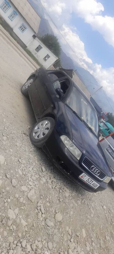 машина диска: Audi A4: 1999 г., 0.8 л, Механика, Бензин, Седан