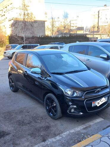 Chevrolet: Chevrolet Spark: 2016 г., 1 л, Вариатор, Бензин, Хэтчбэк — 3