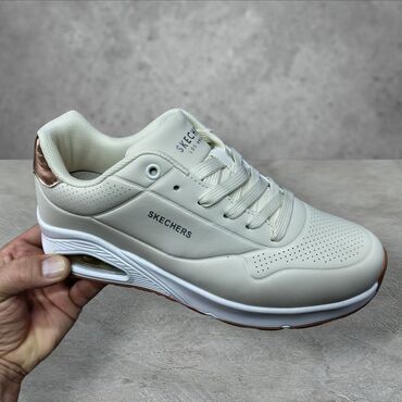 new yorker нови пазар слике: Skechers patike krem

Novo
Brojevi 36 do 41

fb Moja Kupovina 1